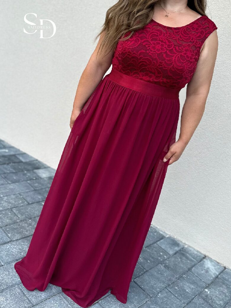 Klassikaline pitsilise ülaosaga šifoonkleit