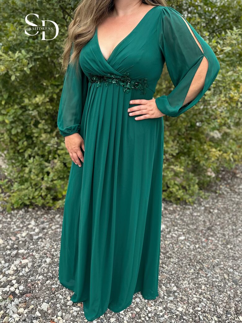 Luksuslik õhuliste varrukatega šifoonkleit